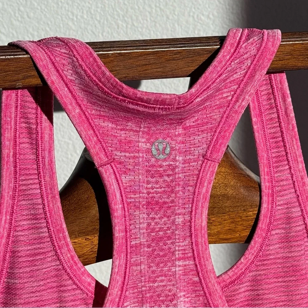 Lululemon Swiftly Tech Racerback Tank Top Pink Seamless Athletic Size 8